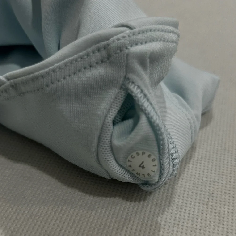 Lululemon Free To Be Moved Bra Sheer Blue Size 4 Athleisure Sporty